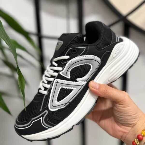 New men's shoes, couple shoes, casual sports running shoes