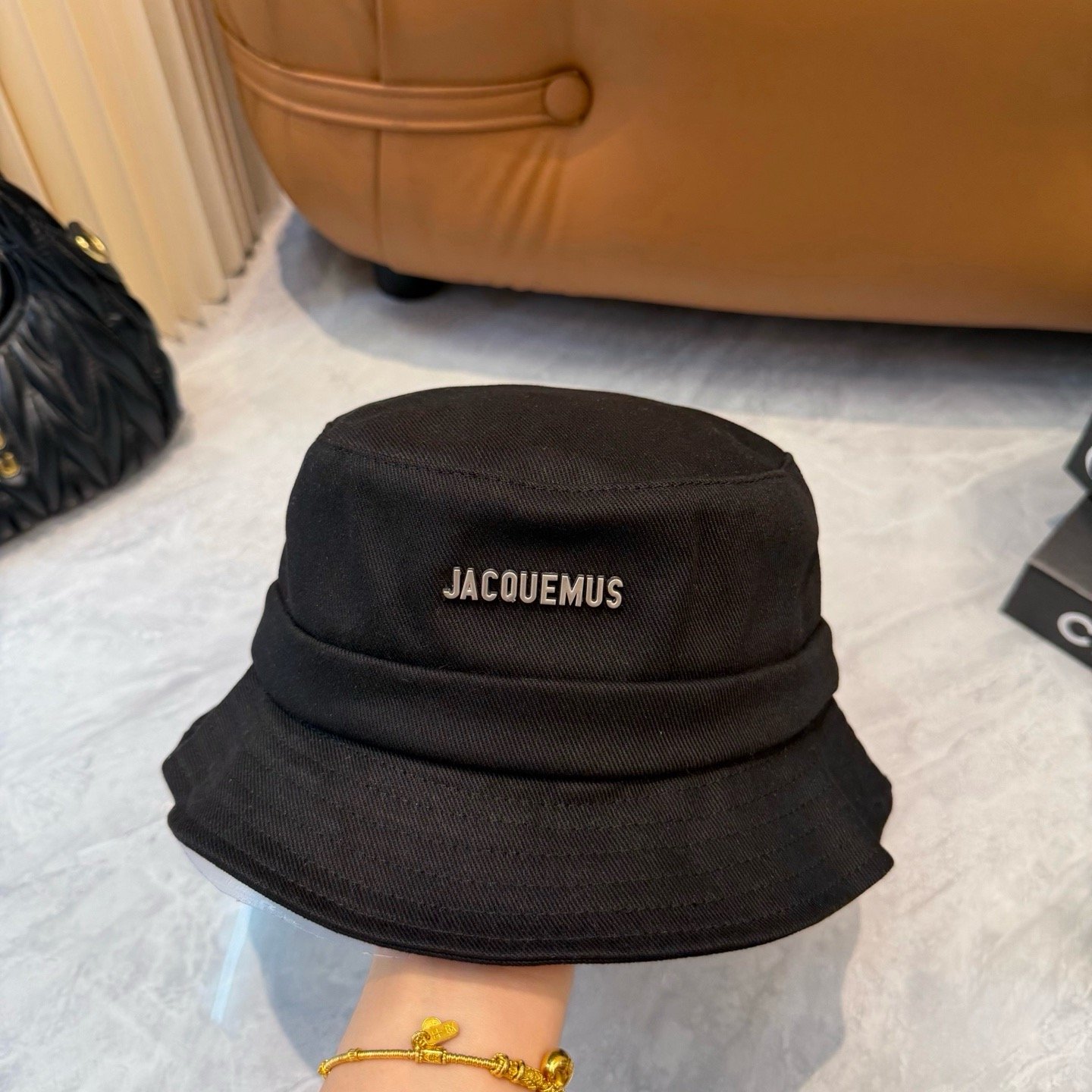 JACQUEMUS Classic Black Bucket Hat | French Minimalist Style - Image 2
