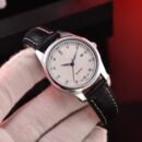 Fashion Ladies Watch 30mm 3 Hands Design Minimalist Versatile Quartz Watch - white