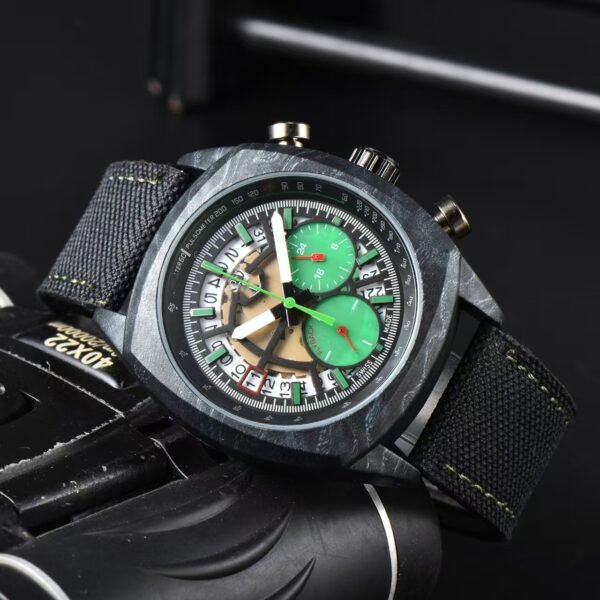 Fashion Men Rubber Strap Watch, Multi-function Calendar Quartz Movement, Life Waterproof Business Sports Wristwatch
