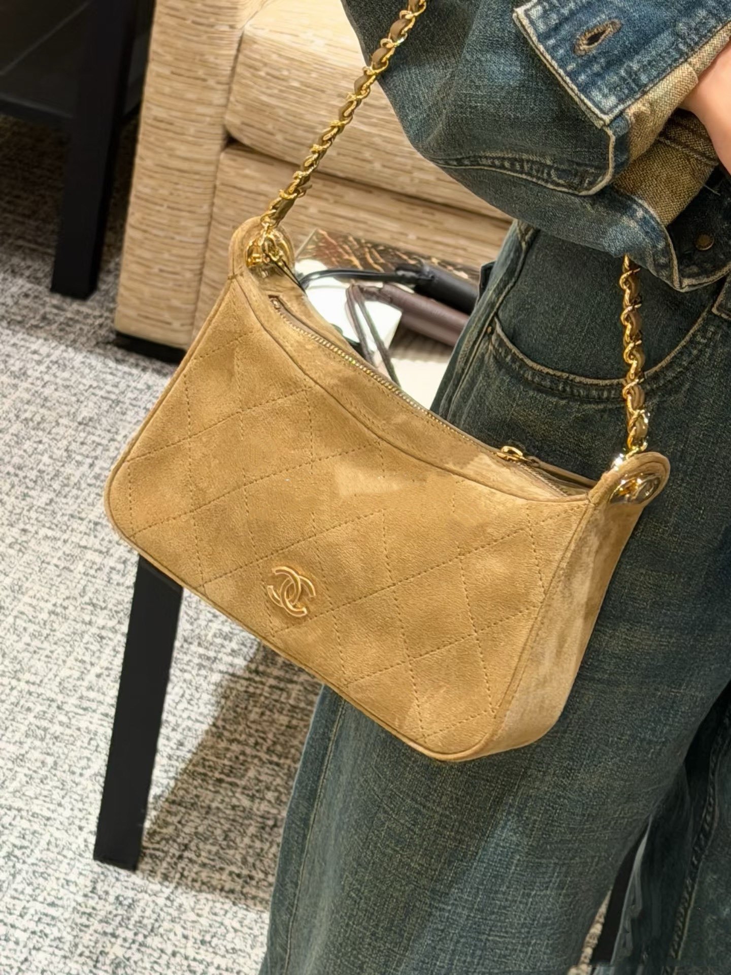 Diamond Quilted Hobo Shoulder Bag, Leather & Suede Chain Underarm Purse - Image 5